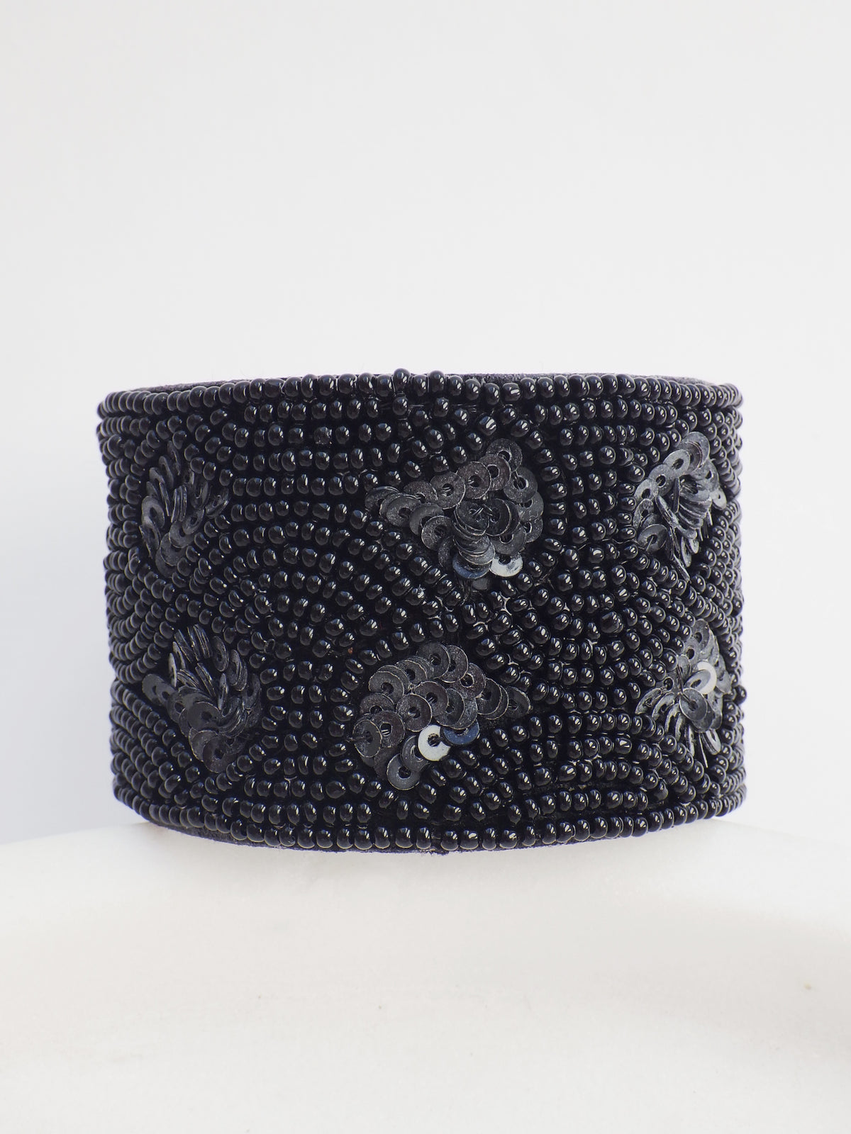 SALE - Armreif - Schwarze Blumen #36