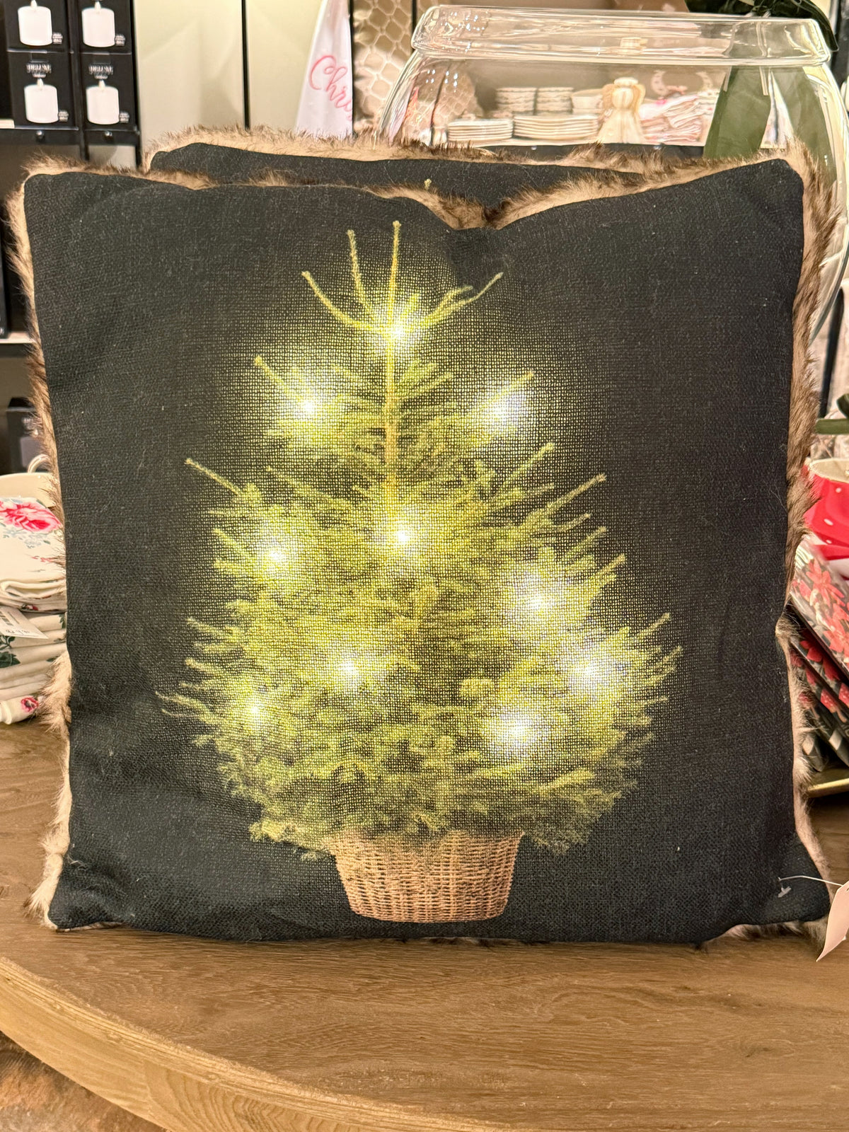 Tannenbaum-Kissen mit LED-Beleuchtung