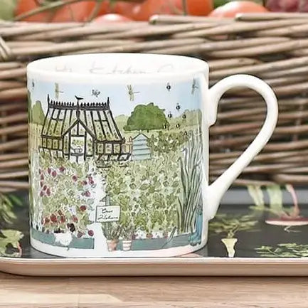 Große Tasse mit Cottage-Garden
