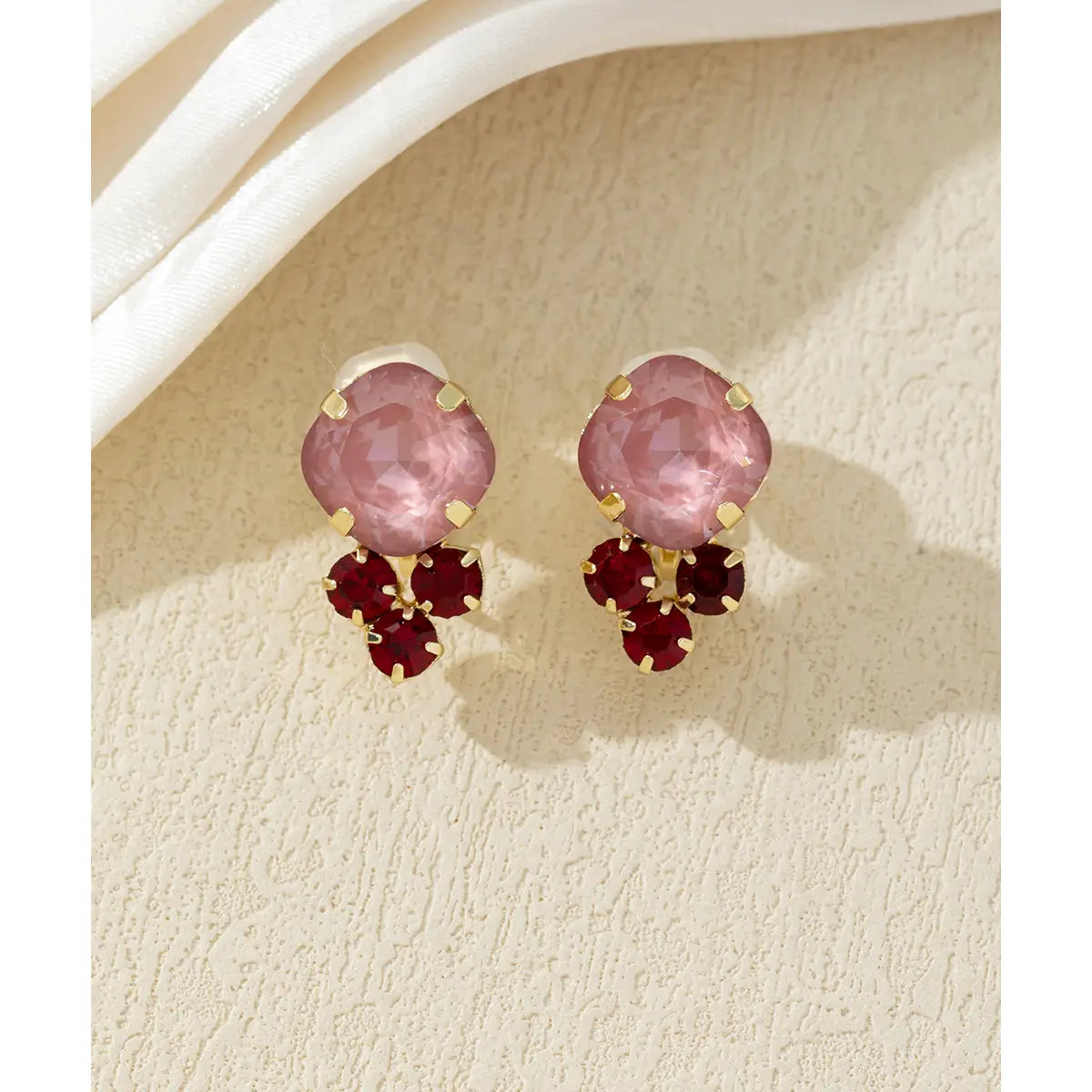 Clip - Rund mit drei Steinen - Pink
