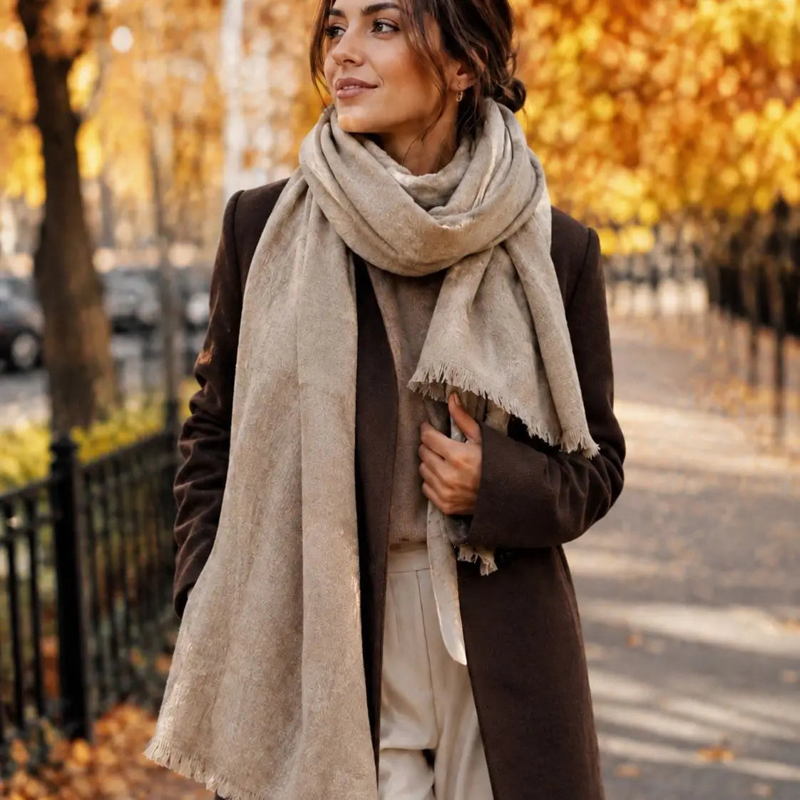 Kuschel-Schal Beige