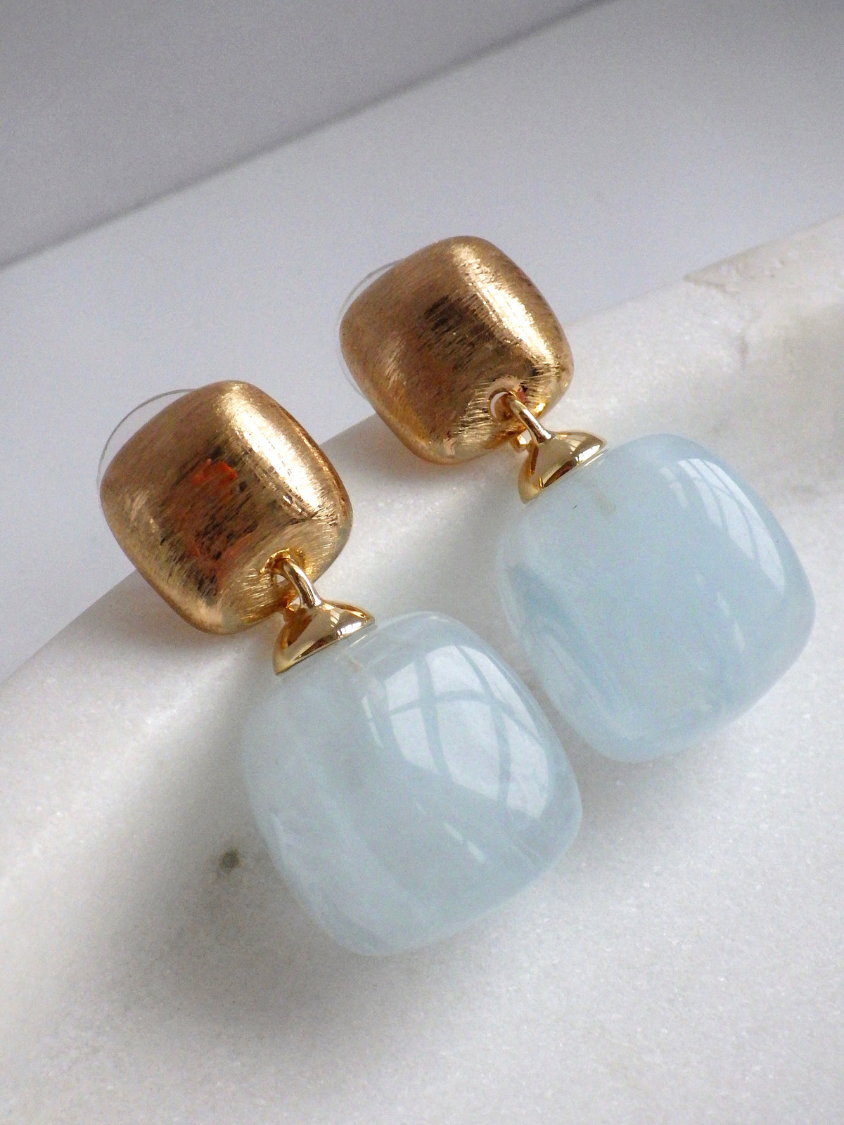SALE ⭐️ Ohrringe - Stecker Gold - Ganz zartes Hellblau