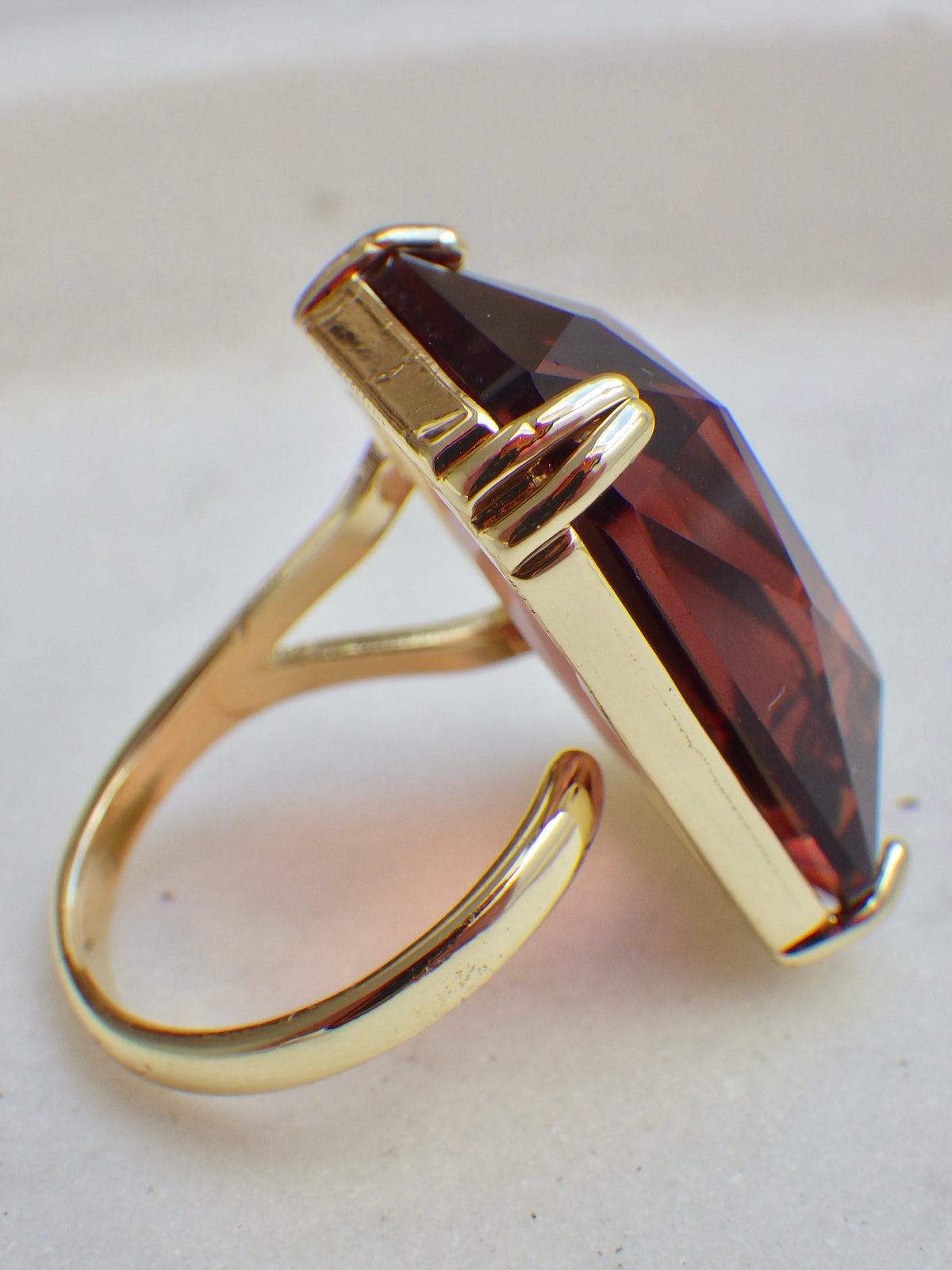 SALE - Ring Rotbraun #10