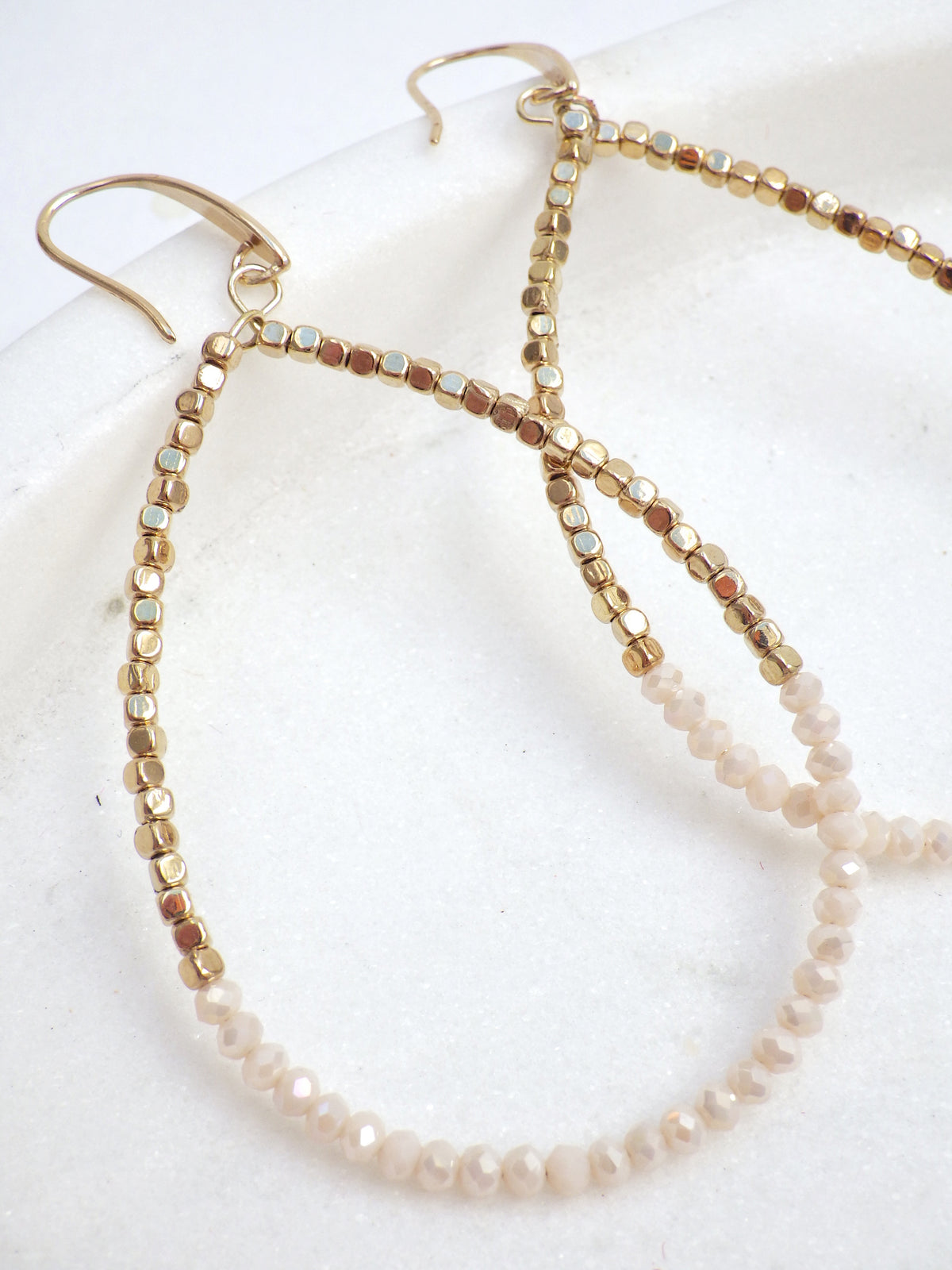 ⭐️ Ohrring - Oval Beige-Gold
