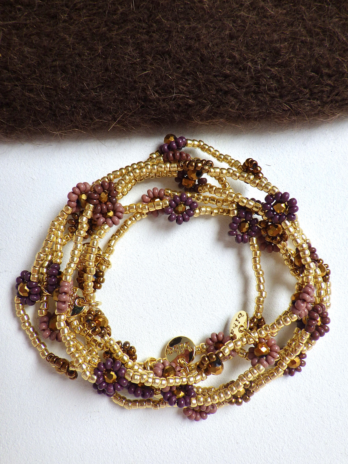 ⭐️ Armband mit Blümchen - Schoko/Aubergine