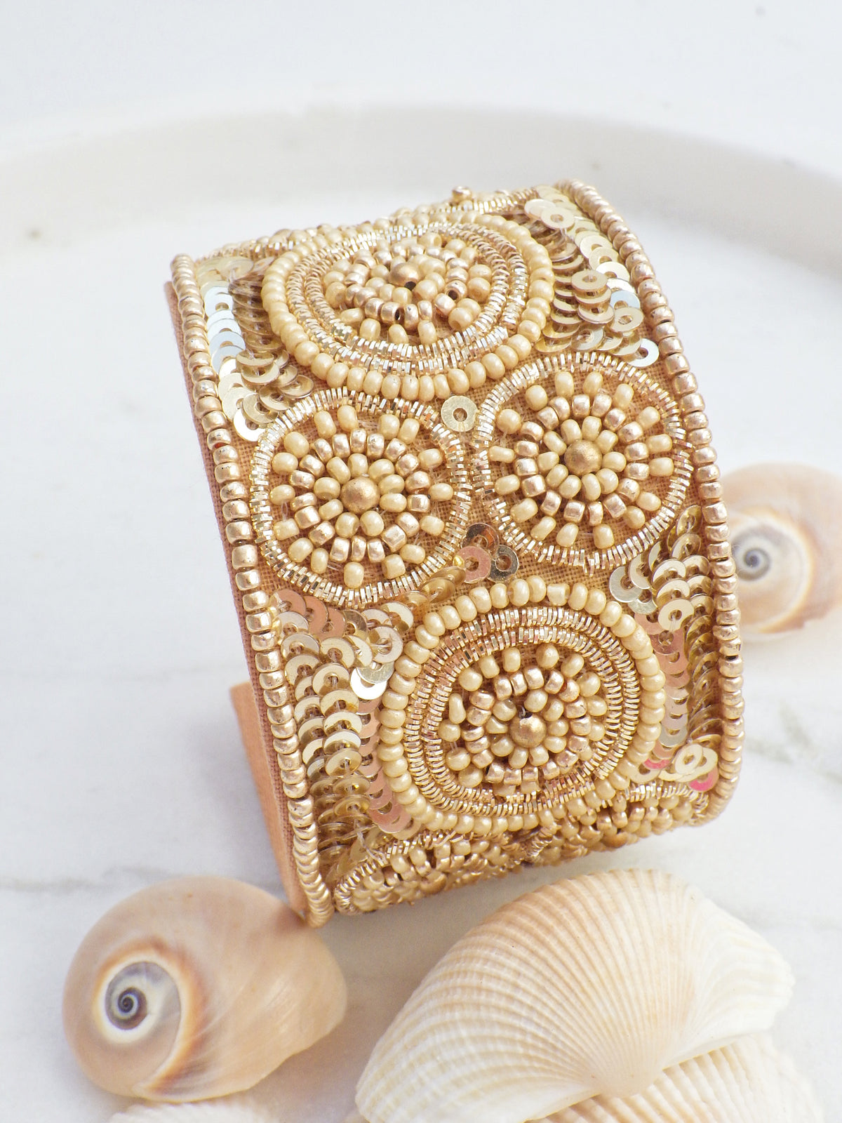 SALE - Armreif - Goldene Kreise #23