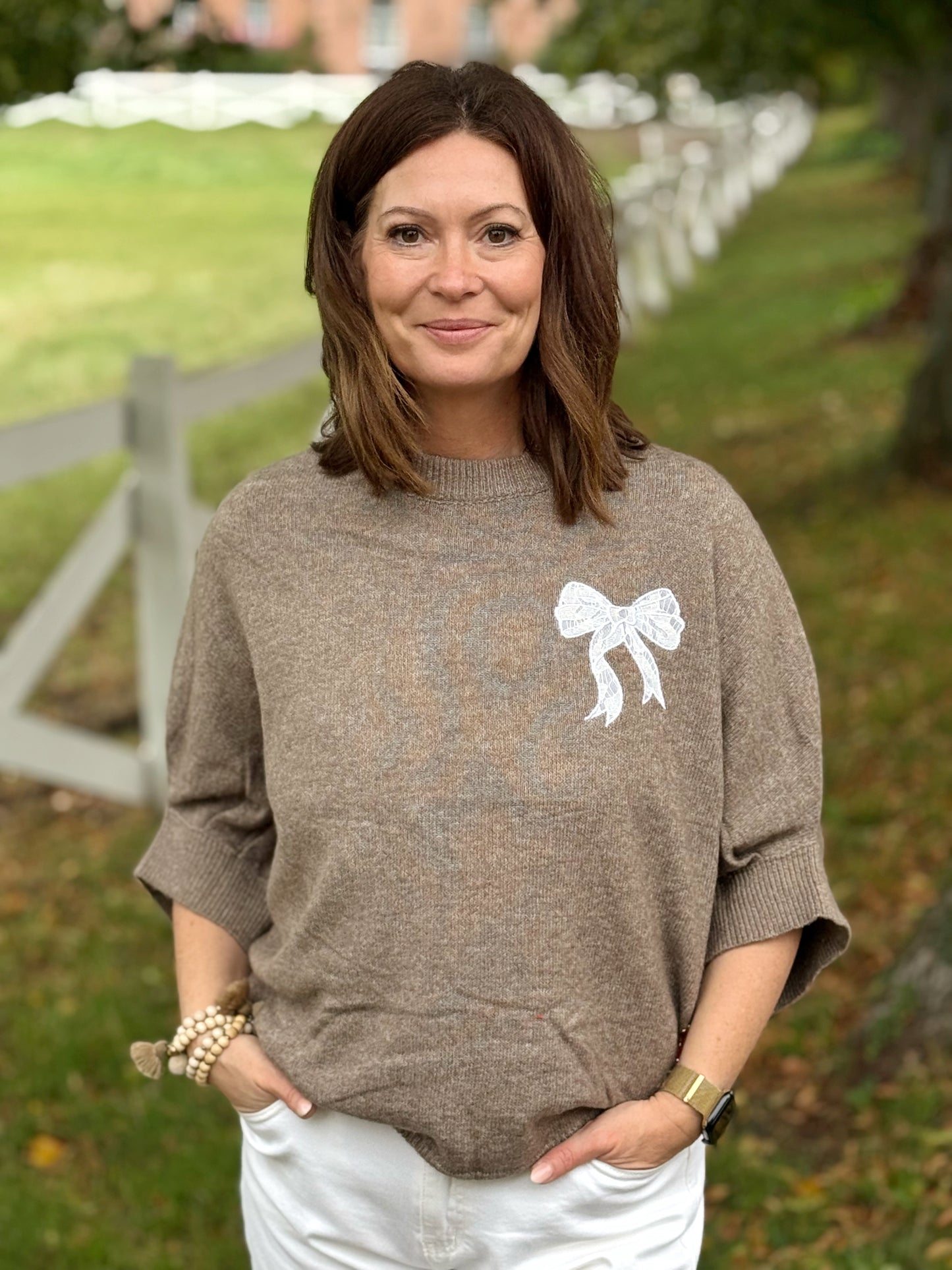 Kuschelpullover mit Schleife - Haselnussbraun