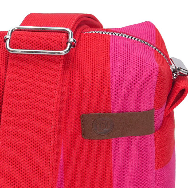 Lot 83 - Crossbody/Kulturtasche Megan 24