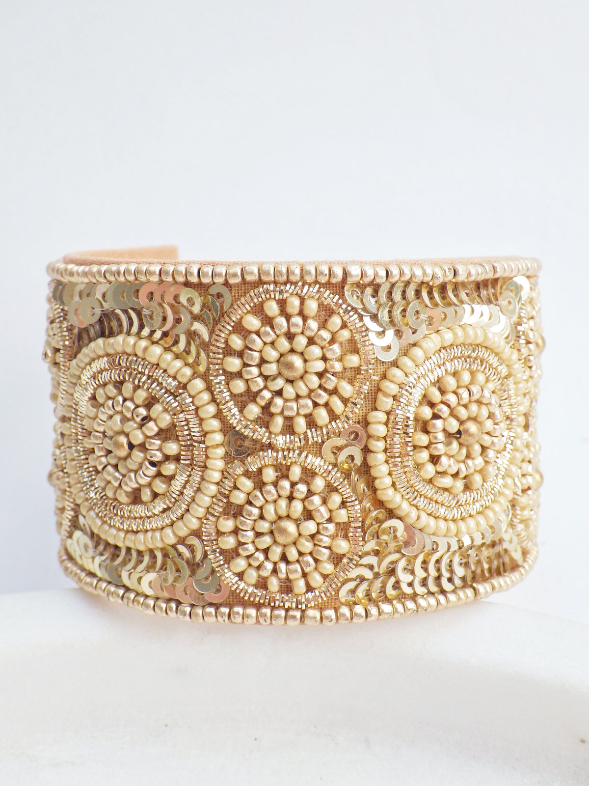 SALE - Armreif - Goldene Kreise #23
