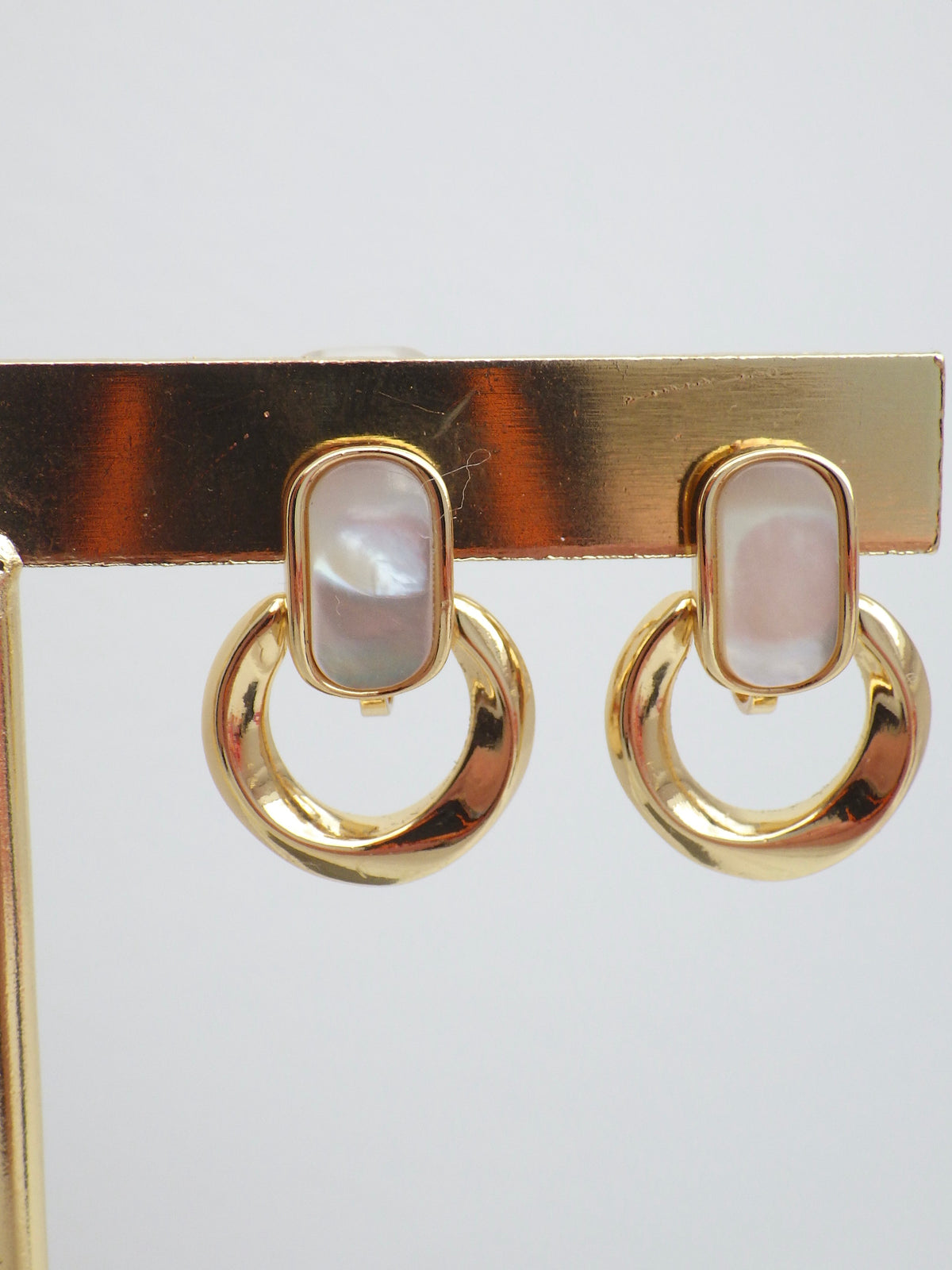 ⭐️ CLIPS Ohrring - Perlmutt Ring