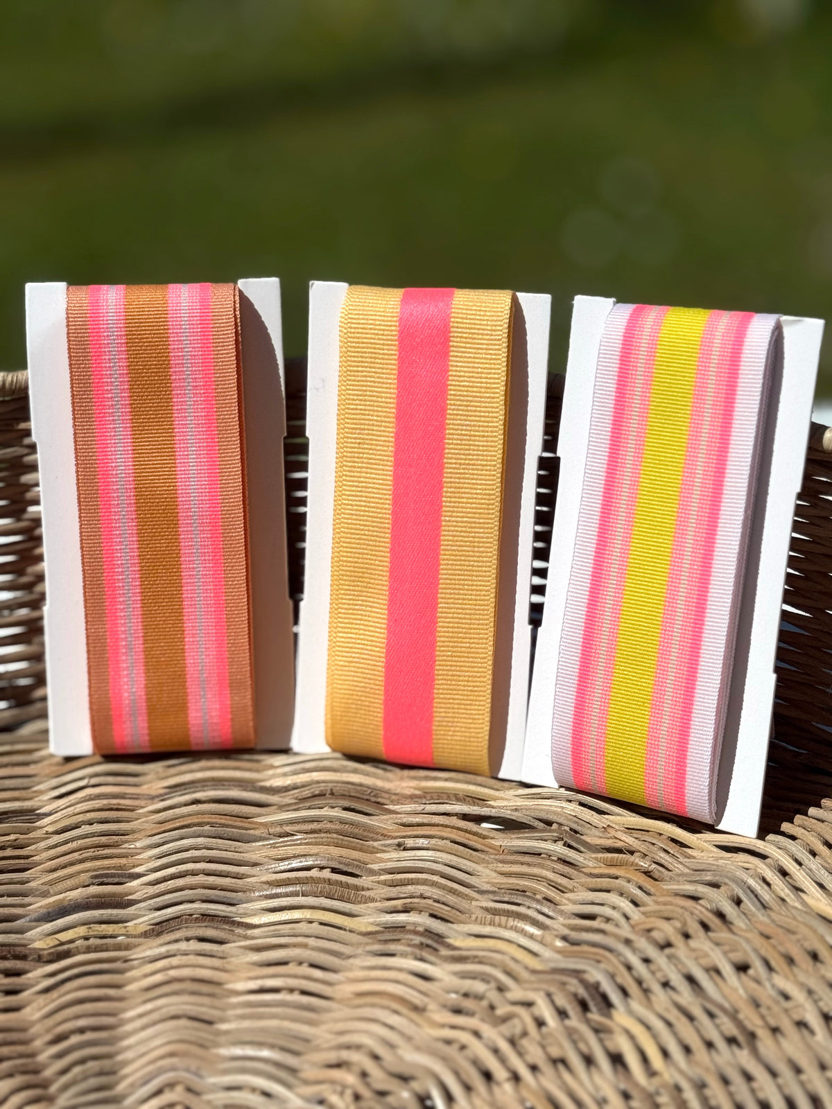 Geschenke Webband - Neonpink/Gelb gestreift